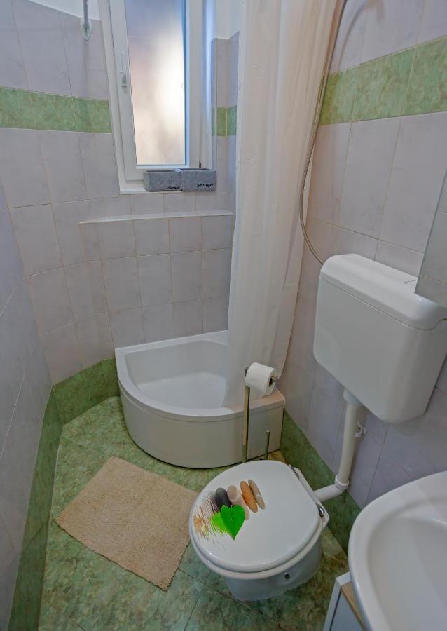 Rich Apartment Пула Экстерьер фото